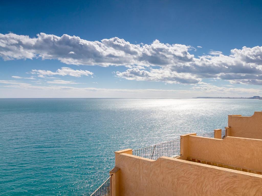 Occidental Pueblo Acantilado El Campello Exterior photo